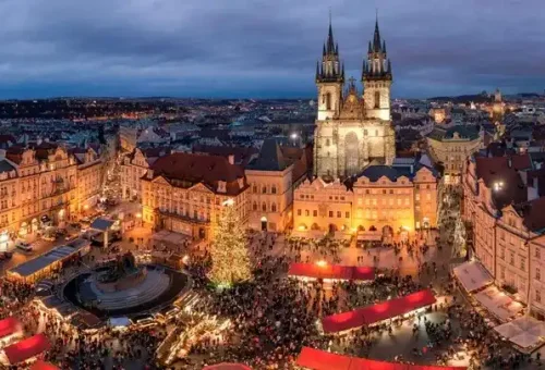 christmas-market-old-town-prague-czech-republic-1