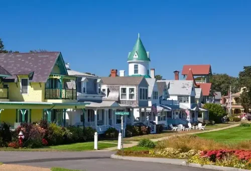 oak-bluffs-marthas-vineyard-usa-1