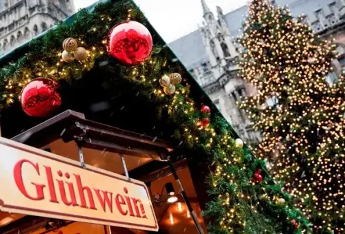 christmas-market-marienplatz-munich-germany-1