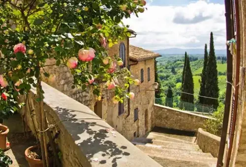 hilltop-town-san-gimignano-23