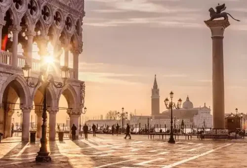 visit-doges-palace-st-marks-venice-italy