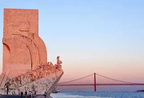 monument-discoveries-tagus-lisbon-portugal