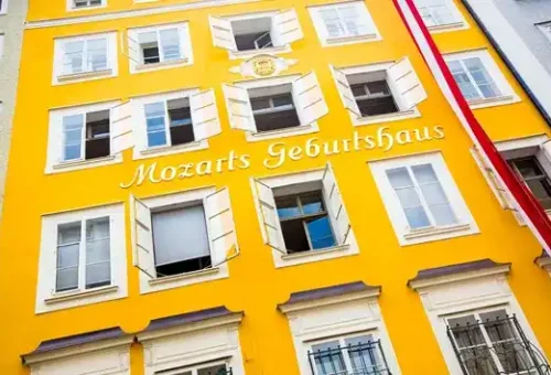 mozart-birthplace-geburtshaus-salzburg-austria