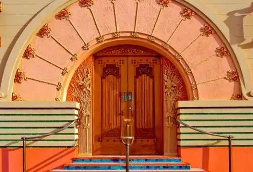 art-deco-city-of-napier-new-zealand-4