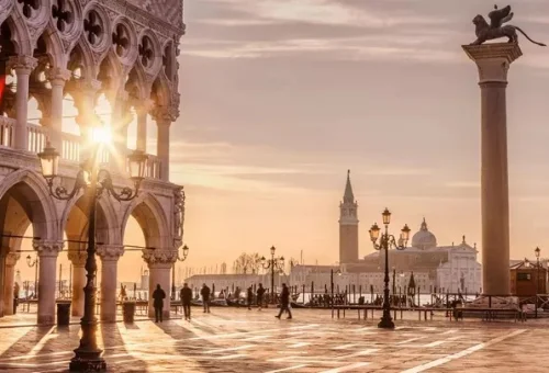 visit-doges-palace-st-marks-venice-italy-1