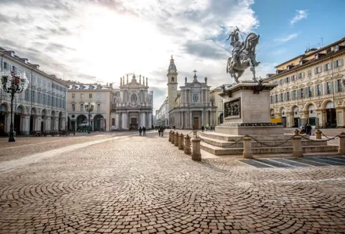 visit-turin-enjoy-walking-tour-city-1
