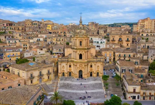 visit-modica-town-sicily-italy-1