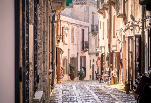 city-street-erice-sicily-italy-1