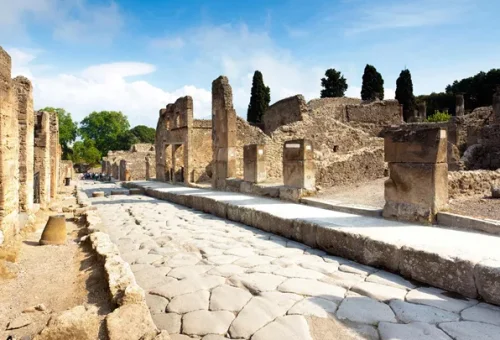 ruins-pompeii-italy-1