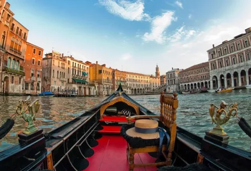 gondola-canal-venice-italy-1