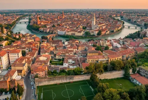 verona-city-skyline-verona-italy-4