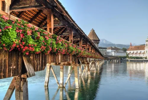 chapel-bridge-lucerne-switzerland-1