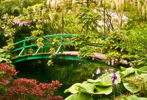 monets-garden-giverny-france-1