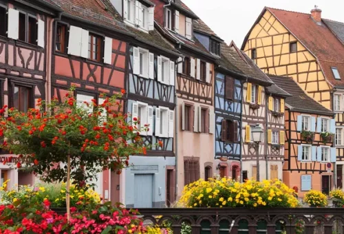 petit-venise-half-timbered-houses-colmar-france-1