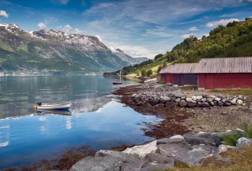 houses-boat-voss-norway-4