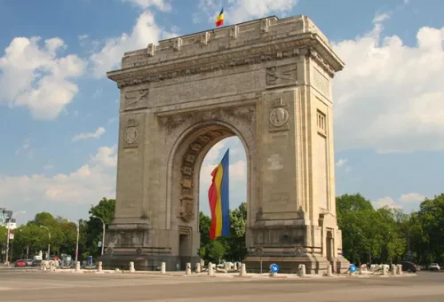 triumphal-arch-bucharest-romania-2