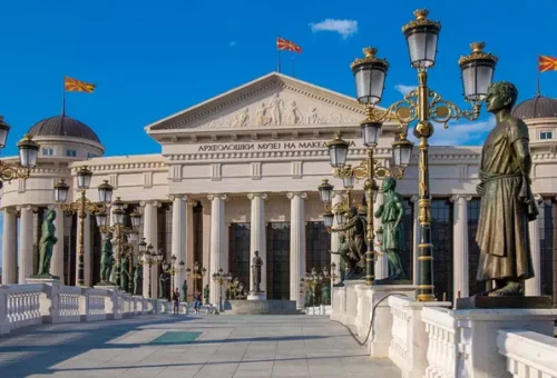 art-bridge-skopje-macedonia-2