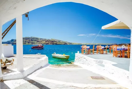 harbour-ammoudi-santorini-greece-1