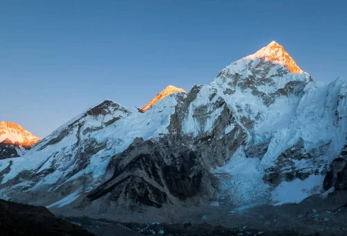 everest-base-camp-kalapatthar