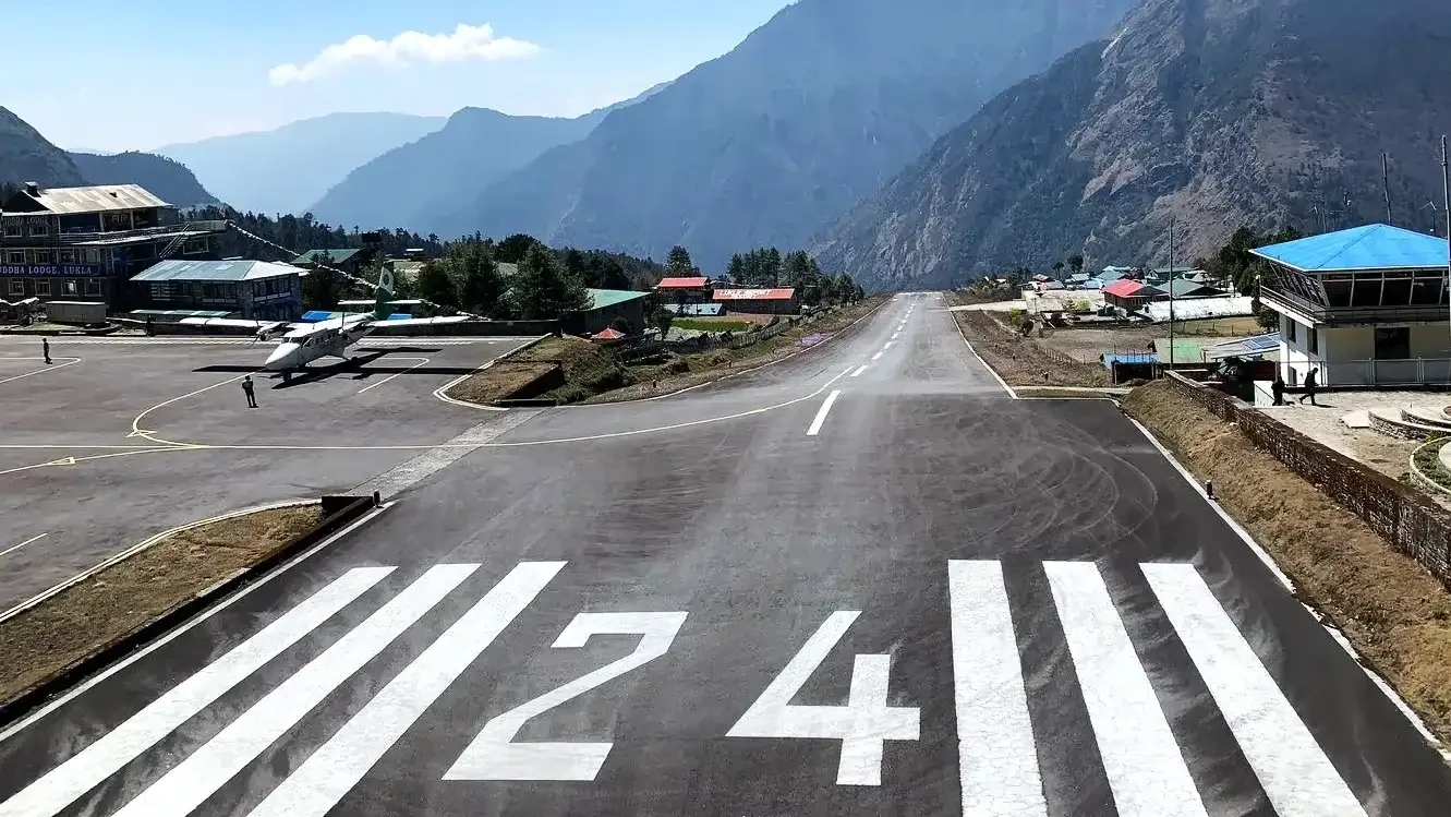 lukla-airport-runway