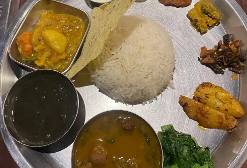 What to Eat and Drink During Long Hikes: Fueling the Trail the Right Way