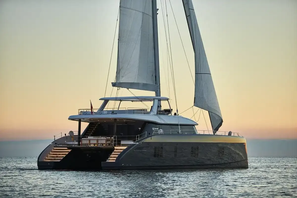 387sunreef__low_4.jpg
