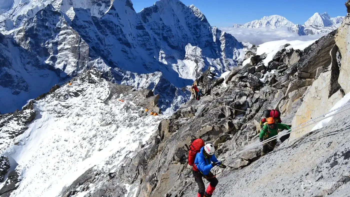 Ama Dablam Expedition2