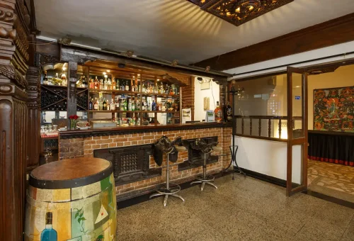 restroandbar3