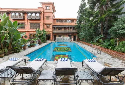 swimmingpool