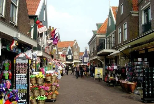 B VOLENDAM