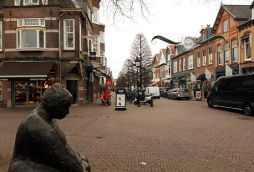 C BLOEMENDAAL