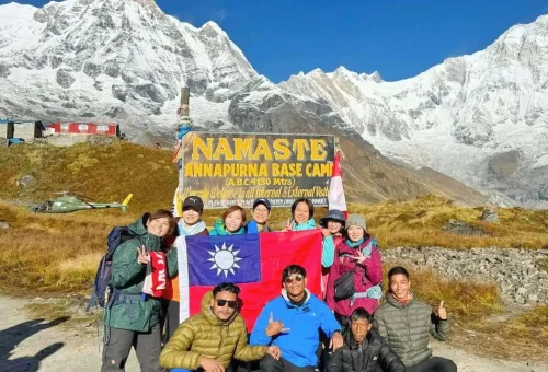 Annapurna-Base-Camp-e1701248621255