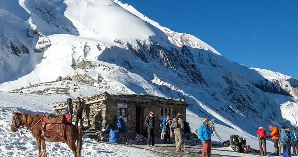 Nepal-Tea-House-Trek-1024x540-1