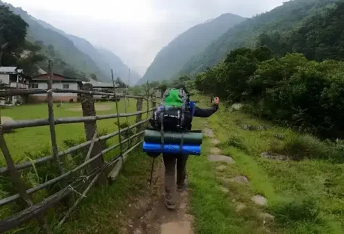 hire-a-guide-and-porter-for-kanchenjunga-base-camp-trek-5