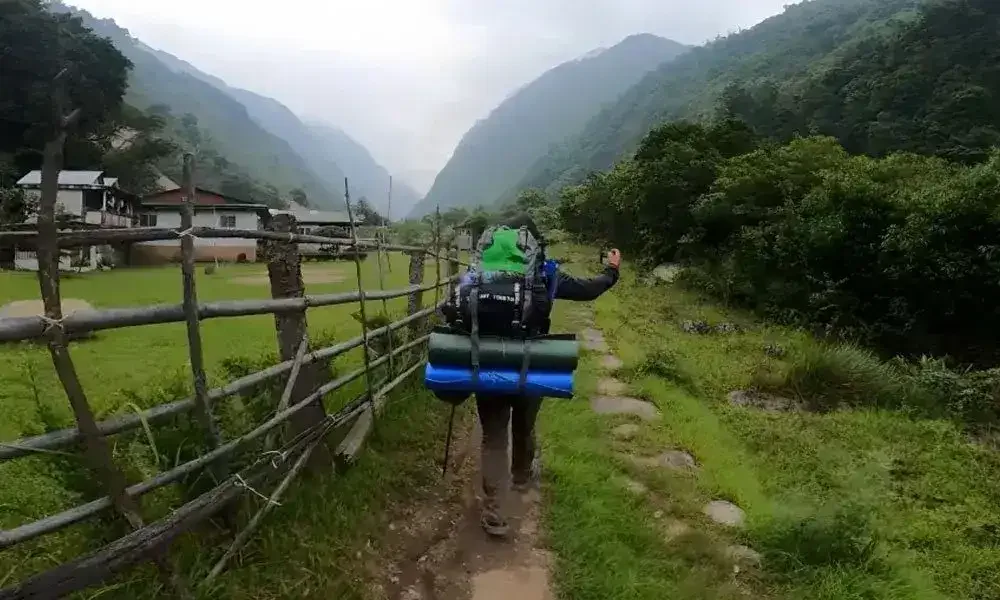 hire-a-guide-and-porter-for-kanchenjunga-base-camp-trek-5