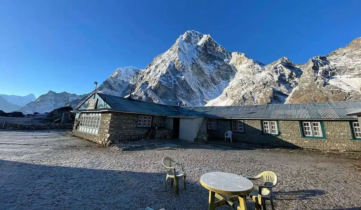 Everest-three-passes-trek-Accommodation-Costs