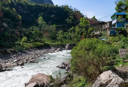 Trekking-from-Machha-Khola-to-Jagat