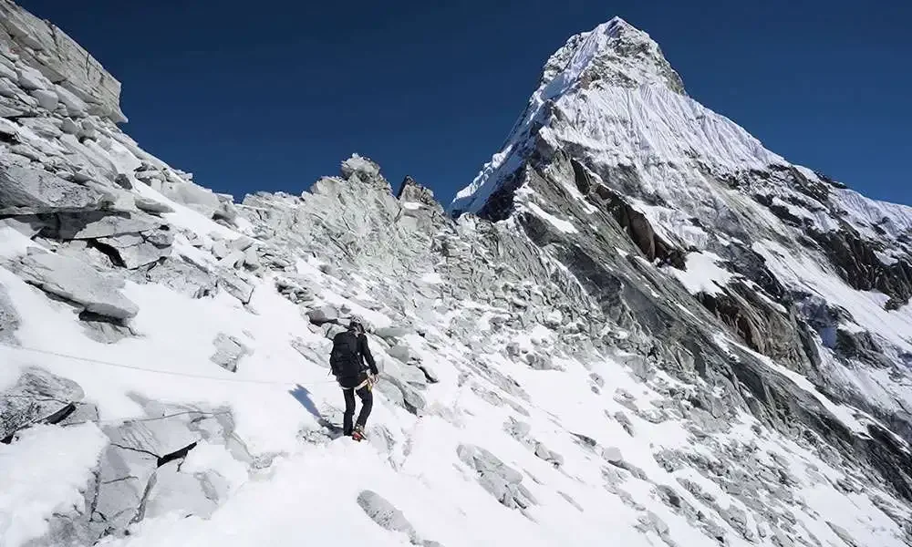 Ama Dablam Expedition 2