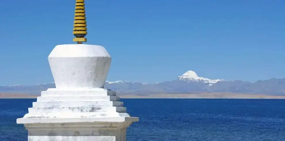 20 Trugo Gompa Chorten With Lake Manasarovar And Mount Kailash1 990x490 1
