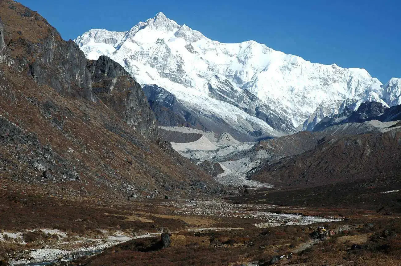 Kanchenjunga Circuit Trek