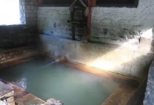 Gasa-Hot-Spring-Trek-1