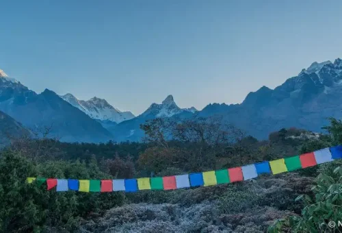 View Of Everest And Amadablam 