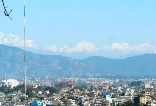 mountain-view-from-kathmandu-valley