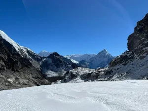 Gokyo Chola Scenery