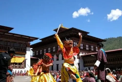 Bhutan-Cultural-Tour-600x432