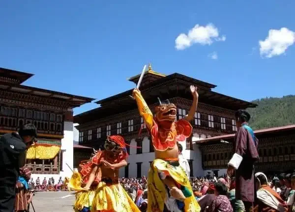 Bhutan-Cultural-Tour-600x432
