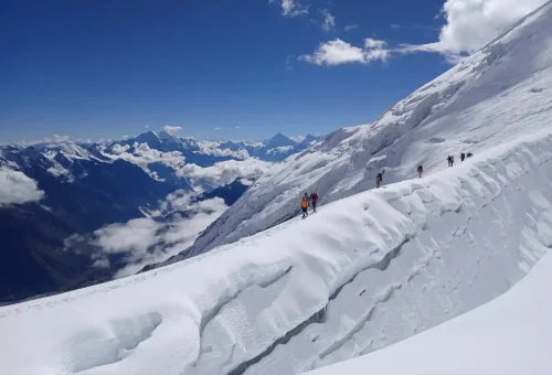 Manaslu Peak Climbing