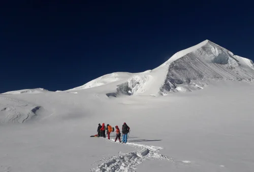 nepal social trek hero image