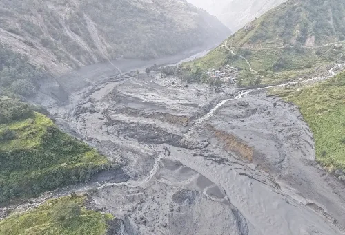 Flood damage on the Budhi Gandaki- Manaslu circuit Trek