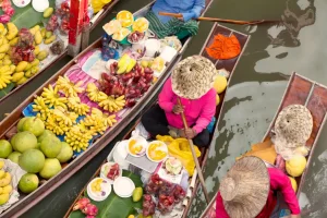 Damnoen Saduak Floating Market on Thai Travel Store website